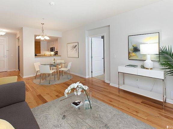 2nd image of 301 Crescent Ct APT 3210