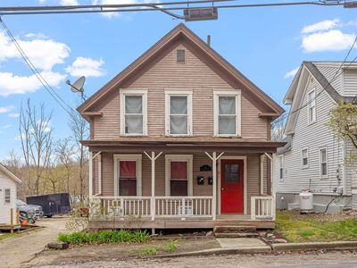 96 Maple Street, Newport, NH, 03773