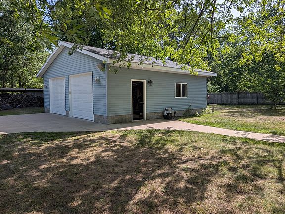 4th image of 271 Randall Rd