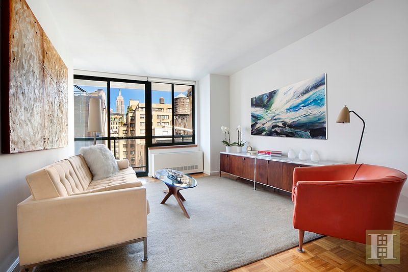 1st image of 22-26 W 15th St APT 8E