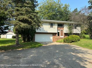 1361 N Stewart Rd, Charlotte, MI 48813