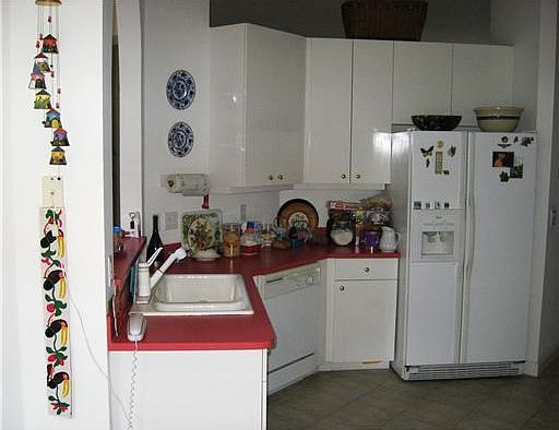 4th image of 731 SW San Salvador