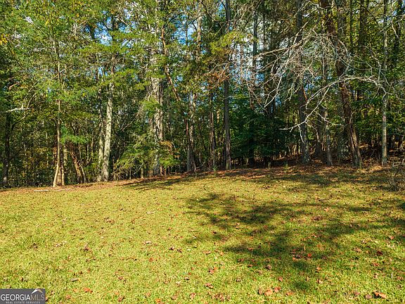 3rd image of 469 Flatbottom Rd