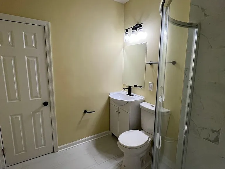 1725 Druid Hill Ave — Photo 25