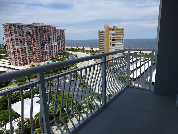 Balcony view to Ocean