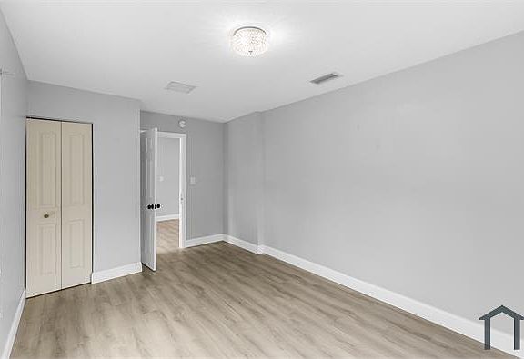 3rd image of 4112 NW 78th Ln