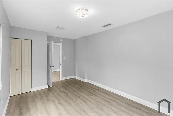 4112 NW 78th Ln — Photo 3
