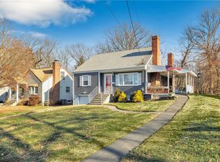 25 Hemlock Dr, Milford, CT 06461
