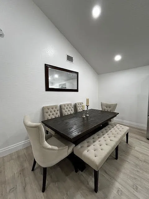 4 bed, 2.0 bath, 1460 sqft, $2,500 — Photo 3