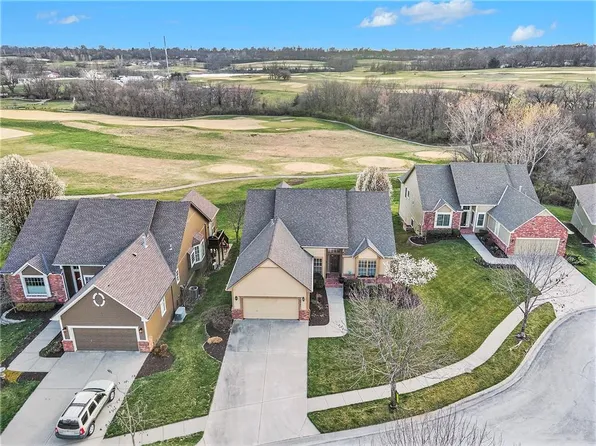 15701 E 28th Ter S, Independence, MO 64055