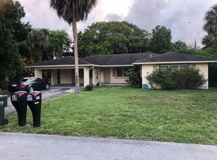 373 W Conference Dr, Boca Raton, FL 33486