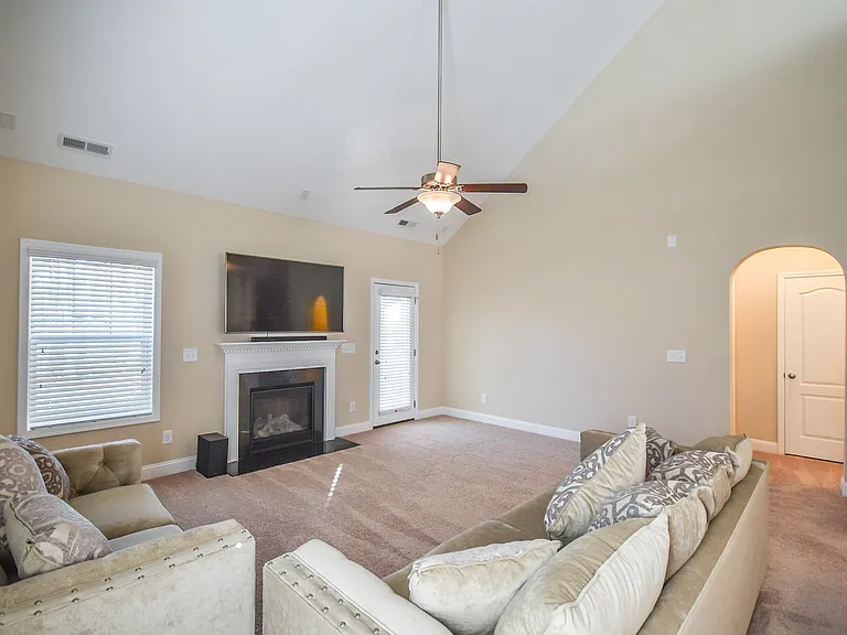 67 Timber Skip Dr — Photo 43