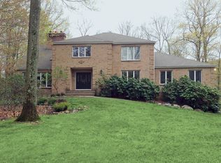 19 Sugar Hill Rd, Kinnelon, NJ 07405