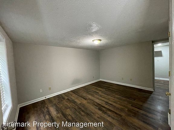 5th image of 208B Chapel St