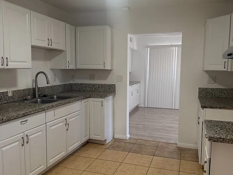 1395 N Pennsylvania Ave — Photo 15
