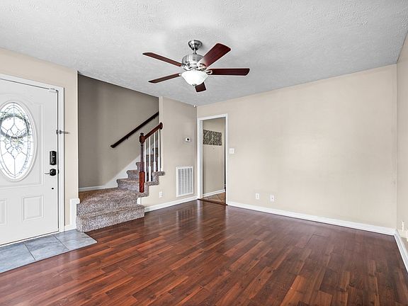 5th image of 1395 Constitution Dr