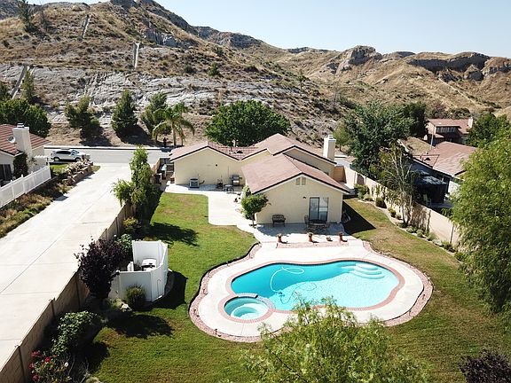 4th image of 15270 Poppy Meadow St