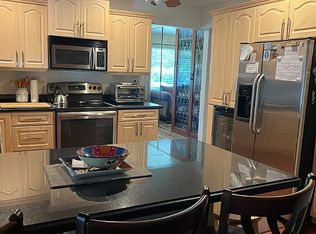 7401 Coral Reef Dr, Palmetto Bay, FL 33157