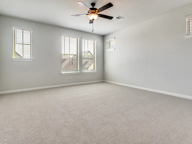 709 Mourning Dove Dr — Photo 5