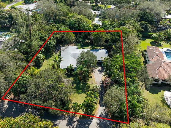 4th image of 9300 SW 116th St
