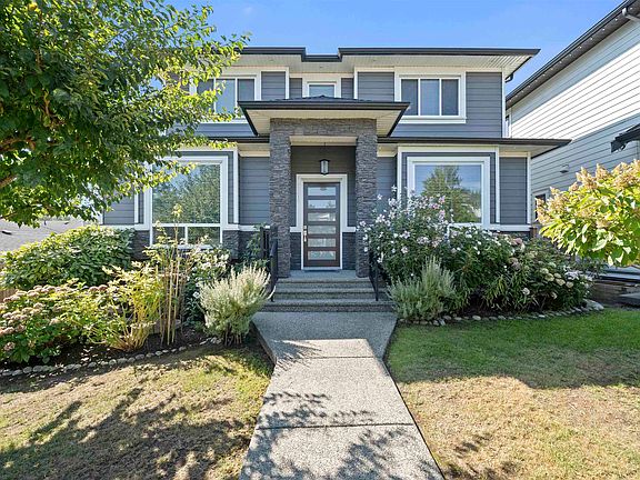 2nd image of 20576 70th Ave