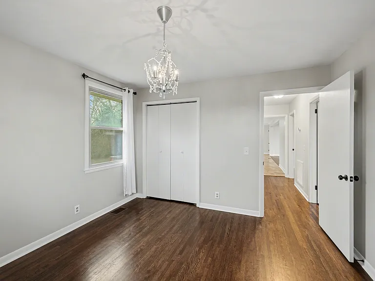 121 Jacksonian Dr — Photo 15