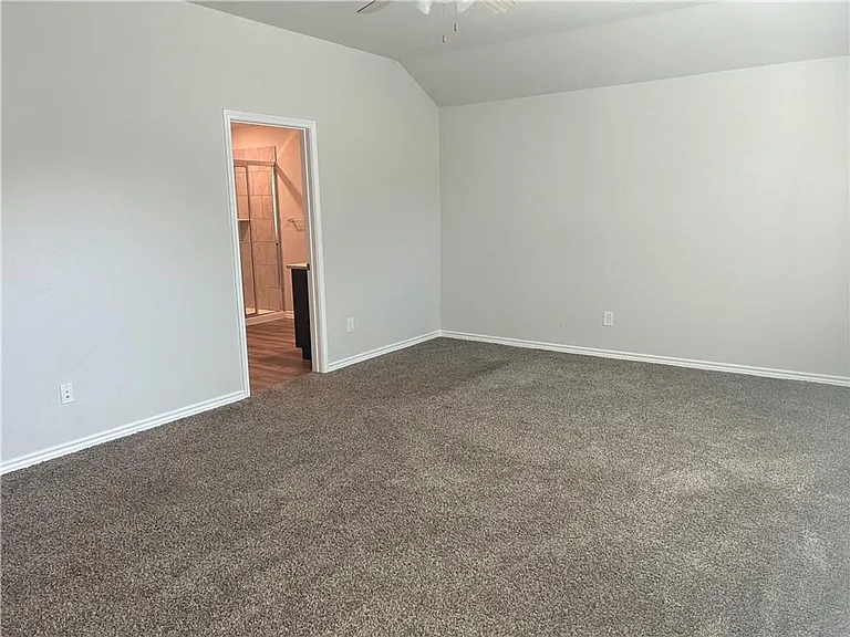 7825 Salais Dr — Photo 10
