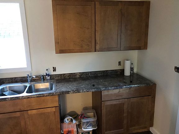 Kitchen completed!