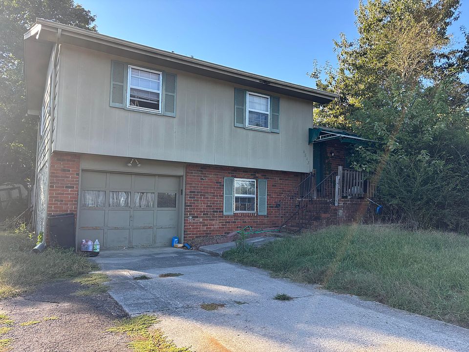 2nd image of 4843 Georgetown Rd NW