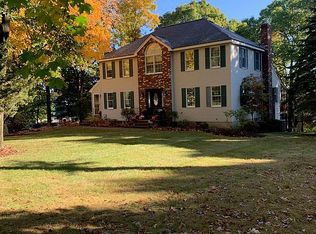 15 Pond View Ln, Ashland, MA 01721