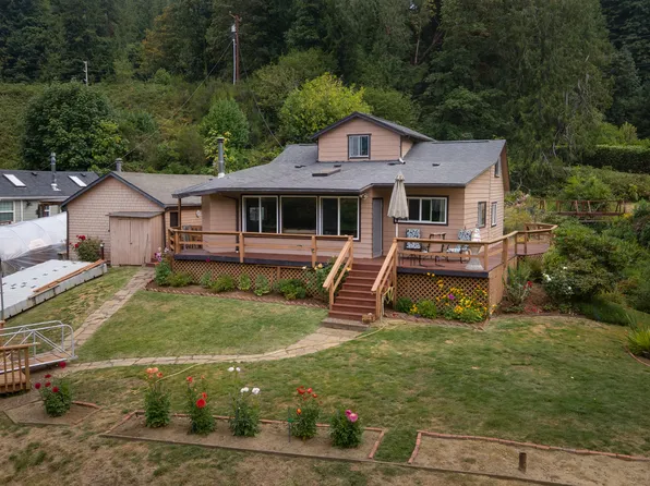 154 E Trafzer Ln, Tidewater, OR 97390