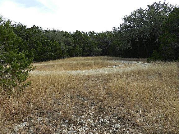  Looking from the right boundary to the cul-de-sac.