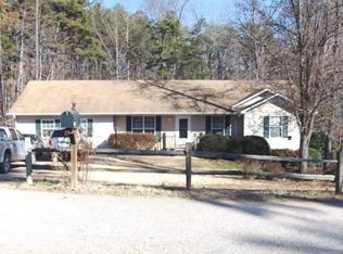 192 Forest Brook Dr, Eastanollee, GA 30538