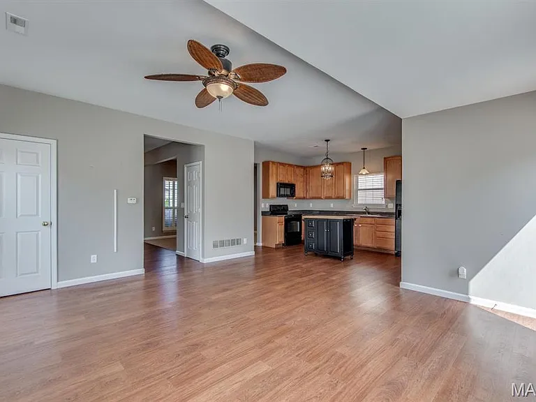 110 Hawks Haven Dr — Photo 12
