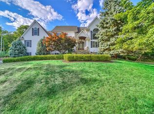 5 Dunderberg Rd, Stony Pt, NY 10980