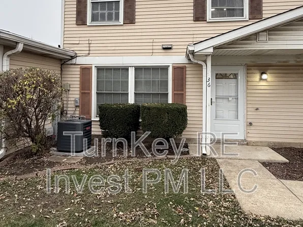 36 Wildwood Ln #G, Bolingbrook, IL 60440