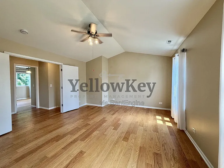 613 Greystone Ln — Photo 6