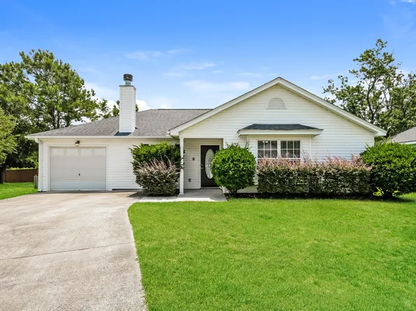 1705 Falcon Cove Ln, Hanahan, SC 29410