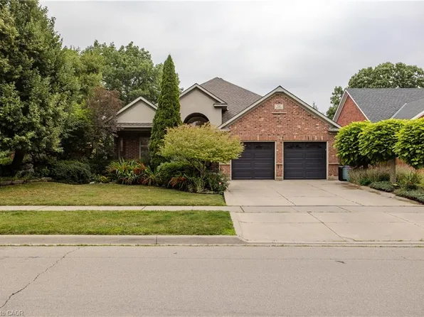 54 Waterwheel Cres, Hamilton, ON L9H 7B7
