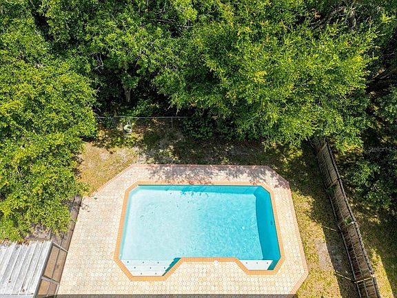 4th image of 16330 BONNEVILLE DRIVE