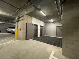 Modern Aesthetic, Amenities and Appliances Available! Take a Tour!