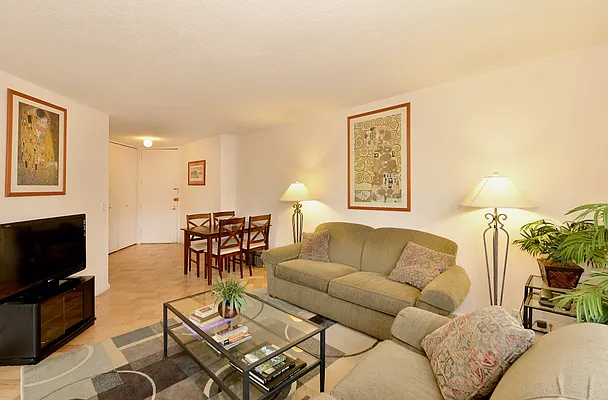 Rented by Noble Realty | media 17