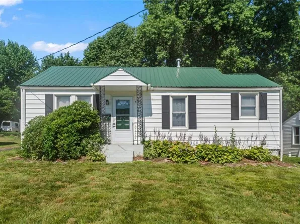 518 Cunningham St, Richmond, MO 64085