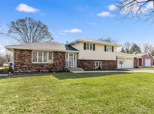 16365 John Ct, Lockport, IL 60441