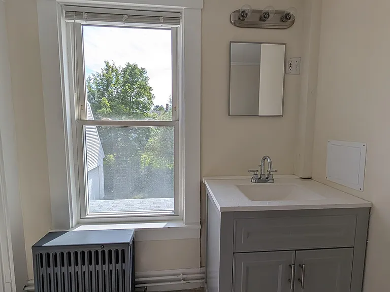 126 Sullivan St #B — Photo 24