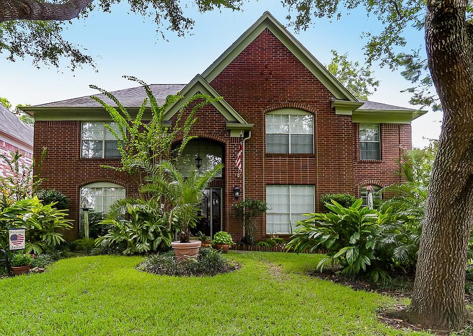 1st image of 2823 Four Winds Dr