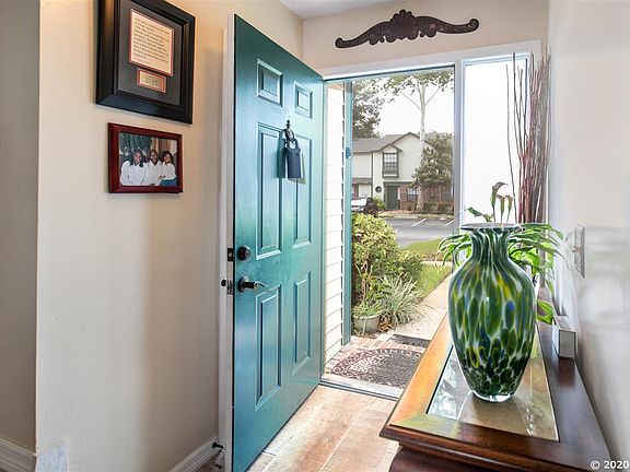 3rd image of 2894 Candela Ct