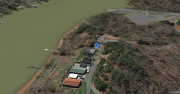 3rd image of 162 Summerhut Ln
