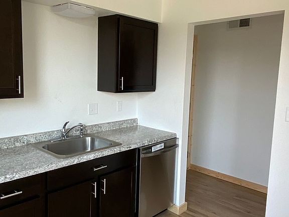 5th image of 406 Melody Ln #4