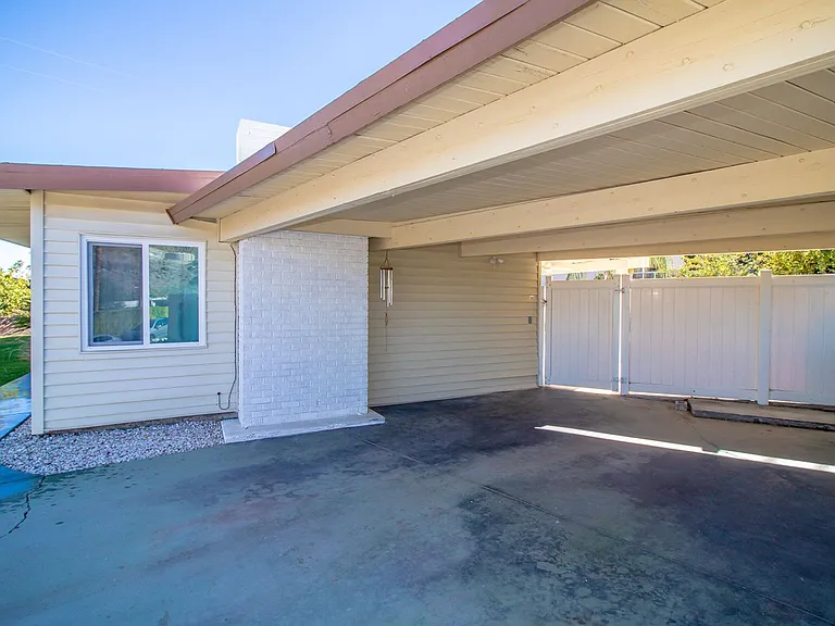 68177 Mountain View Rd — Photo 9